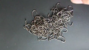 100Pcs/box Fish Hooks High Quality Stainless Steel Carp Fishing Bait Sharpened Fish Hooks Set Barbed Fish Hook