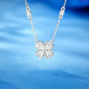 GLTEN | Clover Design Necklace For Girls Gifts