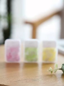 便携式香皂片：旅行迷你洗手片盒装 Portable Soap Sheets: Travel Mini Hand Soap in a Box
