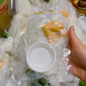 Bánh tráng rìa dẻo chấm sốt muối nhuyễn nghệ sĩ tắc xanh (ăn liền)