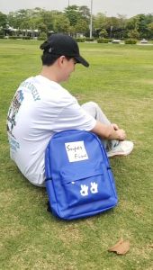 กระเป๋าเป้ กระเป๋าเป้หญิง หนังคุณภาพสูง กระเป๋าสะพาย หญิง กระเป๋าเป้สะพายหลังกันน้ำ สีสดใสทันสมัย