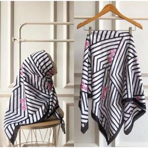 KERUDUNG SEGI EMPAT MOTIF KARTOON TOON/HIJAB  BARBIE VIRAL/HIJAB KATUN VOAL PREMIUM CANTIK/JILBAB BEST SELLER