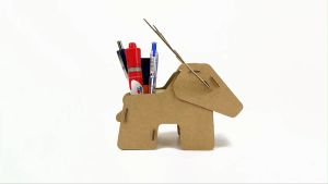 MFK03C - Đựng bút lắp ráp hình con hươu đồ đựng bút hình thú bằng giấy carton siêu cứng