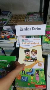 BUKU AQIDAH AKHLAK KELAS 1 MI ( MADRASAH IBTIDAIYAH )