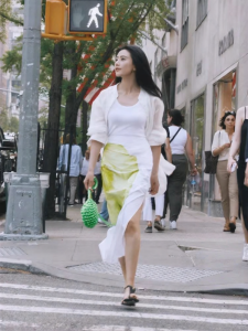 edition | Green Apple Print Slit Skirt
