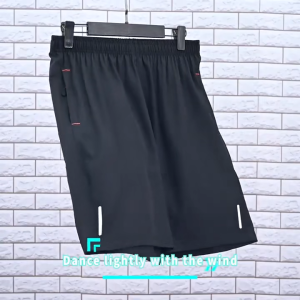 【COD&READY STOCK 】3PCS Ice Silk Quick Drying Mens Sports Casual Loose Shorts With Zipper pocket Beach Shorts