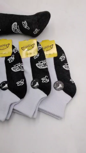 ถุงเท้านักเรียนกันลื่น บานาเน่  3-5/4-6/5-77-9/9-12Freesize 1แพ็ค12คู่