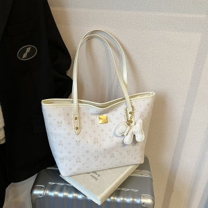 กระเป๋าถือทรงสี่เหลี่ยมปูนสไตล์เกาหลีสำหรับผู้หญิง ความจุขนาดใหญ่ กระเป๋าสะพายไหล่แบบลำลอง แฟชั่นสำหรับเดินทาง 2024 รุ่นใหม่