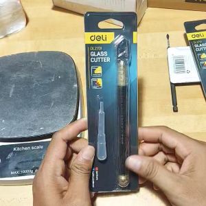 Dao cắt kính bút cắt kiếng thủy tinh lưỡi dao cắt hợp kim YG6 thương hiệu  Deli