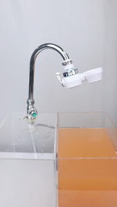 Tefal faucet water purifier removes 99% of bacteria chlorine heavy metals and odors. The filter is washable.