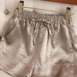 กางเกงขาสั้นผ้าไหมน้ำแข็งอะซิเตทสีดำสำหรับผู้หญิง กางเกงขายาวเอวสูงหลวมๆ ทรงหลวมๆ ฤดูร้อน 2025 ทรงขาบาน