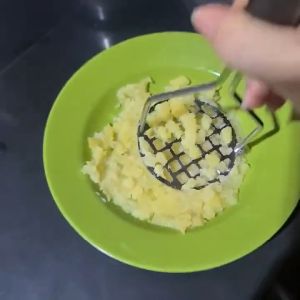 Penghancur Kentang & Alat Press Burger: Pengetahuan Dasar dan Cara Menggunakannya