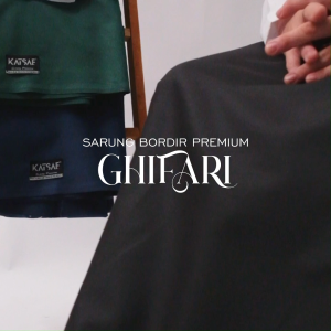 Katsae - Sarung Bordir Motif Ghifari Bordir Timbul Sarung Pria Dewasa Warna Hitam Sarung Sholat 100% Bordir Asli