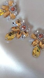 Payet Rangkai Leher Multifungsi: Aksesoris Fashion Trend Terbaru