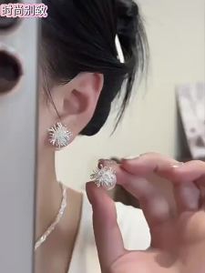 Lnieer | Bông tai Stud ngọc trai pháo hoa bạc 999 cho nữ