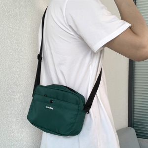 Trendy Small Canvas Bag with Zipper for Men And Women Crossbody Shopping Bag Casual Shoulder Bag with Phone Pocket