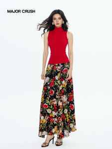 Retro Red Sleeveless Knitted Top Romantic Print Skirt Set