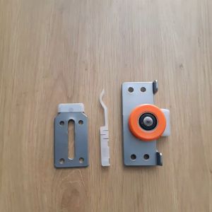 4 bộ Bánh xe trượt cửa lùa có tăng chỉnh cánh