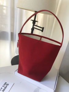 กระเป๋าถือทรงถังหนังแท้ความจุขนาดใหญ่สีแดง กระเป๋าสะพายไหล่ข้างเดียวแบบลำลอง กระเป๋าถือทรงถังแบบเรียบง่าย กระเป๋าถือแบบลำลอง