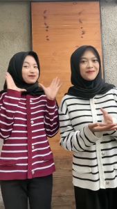 BELINDA KNIT STRIPES CARDIGAN | ATASAN RAJUT KARDIGAN KANCING WANITA MOTIF SETRIP