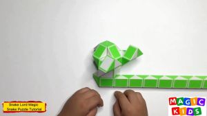 Magic Kids Snake Cube Twist Puzzle Educational Toy 3D Multicolor Birthday Gift for Boys and Girls