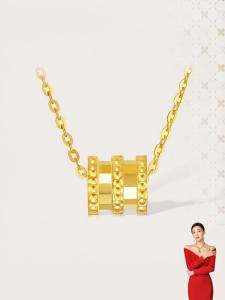 Elegant Waist Shaped Pendant 18K Gold Necklace