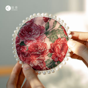 French High-End Pearl Weaving Coffee Cup Mat Rose Wild Cup Mat Pot Mat Afternoon Tea Mat round Shape Handmade Cloth Material