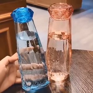 Bình nước thủy tinh nắp nhựa 400ml 5 màu giao ngẫu nhiên Gemstone Glass Bottle Random Colors