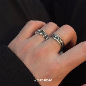 แหวนทรงฮิปฮอปแบบย้อนยุคสำหรับผู้ชาย H1007 แหวนนิ้วชี้เดี่ยวแบบเรียบง่ายสำหรับคู่รัก แหวนนิ้วชี้สุดเท่สำหรับผู้ชาย