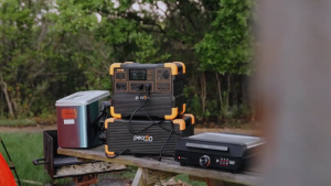 Pecron E1500LFP 1536Wh/2200W Outdoor Portable Power Station LiFePO4 Home Emergency Generator for UPS