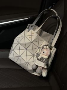 Wolf Pose Colorful Nail Summer New Womens Handbag Chain Crossbody Bag Single Shoulder Bag Square Box Bag Geometric Pattern