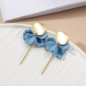 ต่างหูแบบคลิปแบบดอกไม้สีฟ้า 3 มิติสไตล์หวานสำหรับผู้หญิง ไม่ต้องเจาะ ไม่มีร่องรอย ดีไซน์เก๋ไก๋ เครื่องประดับแฟชั่น