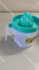 4532 Plastic Juice Squeezer/ Plastic Fruit Squeezer/ Juice Maker with Mug and Handle