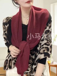 Khăn Choàng Dài Họa Tiết Da Báo Đỏ Vải Lanh Cotton Có Thể Co Giãn Bốn Mặt Chất Lượng Cao Thời Trang Mùa Đông Khăn Choàng