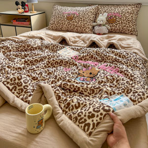 susan | Sweet & Cool Leopard Pattern Cotton Summer Quilt Set