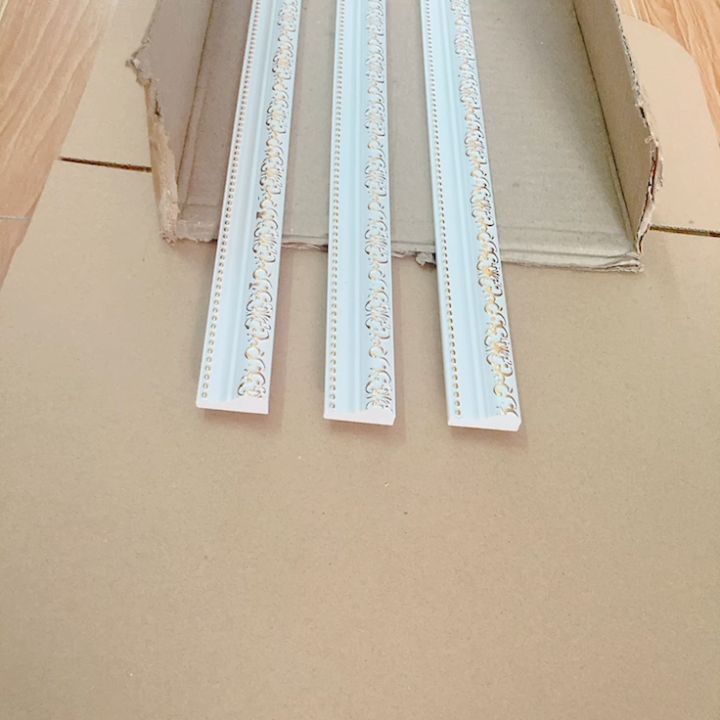 Phào chỉ nhựa ps, chỉ lưng 3cm hoa văn vàng