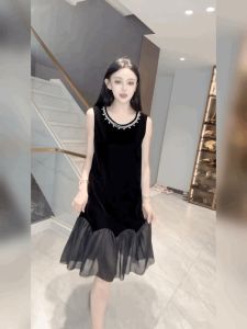 ชุดเดรสยาวแขนกุดคอตั้งผ้าชีฟองผสมกำมะหยี่ ทรงเอ แขนกุด คอตั้ง กระโปรงทรงหางปลา ชุดเดรสผู้หญิง ชุดเดรสสไตล์ฮิปสเตอร์