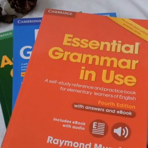 1 ชุด / 3 เล่ม เหมาะสำหรับทุกคน - ENGLISH GRAMMAR IN USE เหมาะสำหรับทุกคน คุณภาพดีสุดๆ 1 ชุด / 3 เล่ม รูปเวลา 1 ชั่วโมง