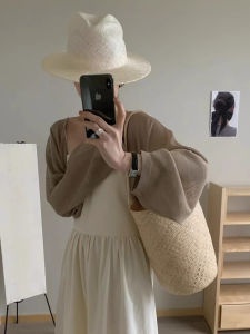 เสื้อคาร์ดิแกนแขนยาวผ้าลินินเนื้อนุ่มสำหรับผู้หญิงในช่วงฤดูร้อน เสื้อคลุมกันแดดแบบบาง เสื้อคลุมกันหนาวสไตล์ฝรั่งเศส แขนสั้น คอวี