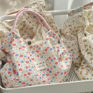 Large Capacity Canvas Floral Handbag Womens Summer New Style Thin Beach Vacation Handbag Street Cool Style Single Shoulder Slant Crossbody Bag