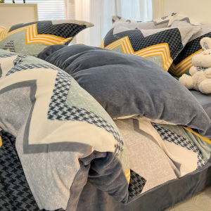 Kiss Dear | Milk Coral Fleece Thickened Bedding Set