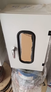 Tủ điệncó mặt kính meka 400x600x200 300x500x200 chuyên cho điện công nghiệp mặt trời