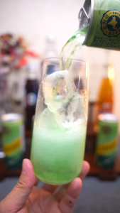 【SG ready stock】schweppes melon soda hokkaido limited drink japan canned soda honeydew carbonated drink imported sparkling beverage melon flavoured soda