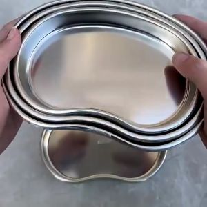 Good luck befalls! Stainless steel tattoo tray surgical sterilization curved plate tattoo eyebrow lines lip lines eyeliner placement tool tray