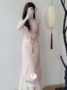 Sườn xám Phong Cách Mới 2025 Màu Hồng