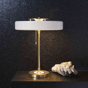 💥Dream Best🔥 Nordic Postmodern Table Lamp Living Room Metal Table Light Creative Bedroom Bedside Light LED Living Room Study Lighting Fixtures
