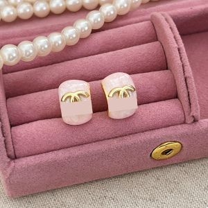 Elegant French Style Letter Drop Oil Arc Ear Rings Simple Luxury Commute Fashion Jewelry Accessories for Women Geometric Pattern