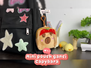 Madora Dompet Gantungan Kunci Karakter Hewan Capybara Lucu Penyimpan Koin