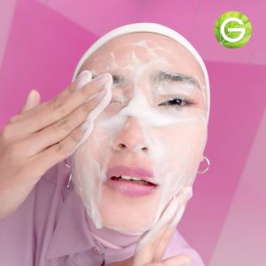 Garnier 2% Salicylic Acid BHA Micellar Water (125ml) - Makeup Remover for Oily Open Pores Acne Prone Skin Cleanser Toner Skincare