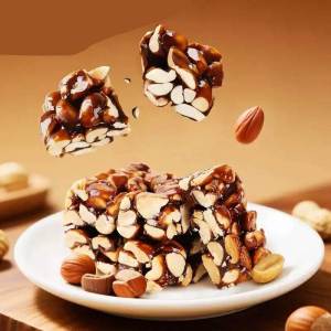 Low Sugar Peanut Hazelnut Dark Chocolate Crunch Nutty Snack